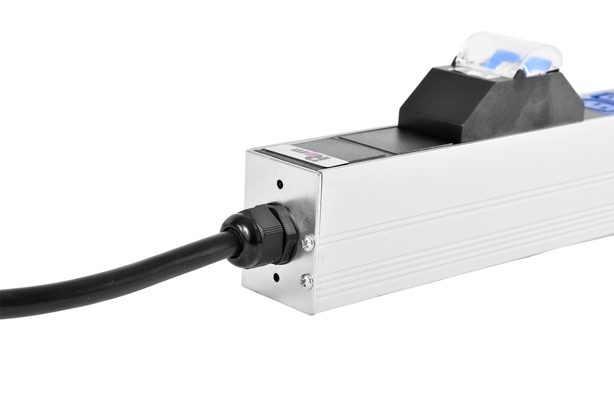 Верт блок розеток Rem-32, 1×32A, 2 авт, инд, 36C13, 1420мм, шнур 3м IEC309, R-32-36C13-A-I-1420-3-2P