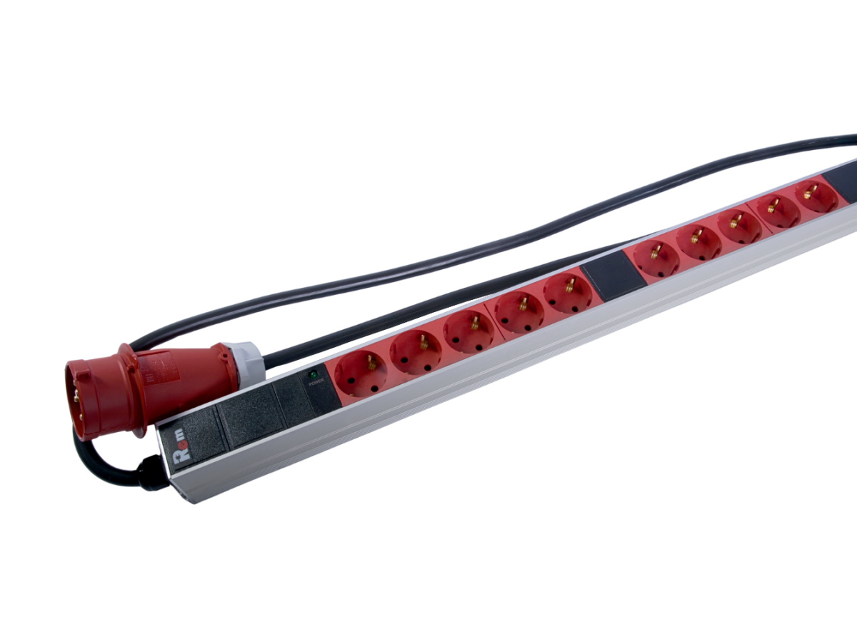 Верт блок розеток Rem-3x16, 3×16A, инд, 30S, 1820мм, шнур 3м IEC309, R-3x16-30S-I-1820-3-3PN