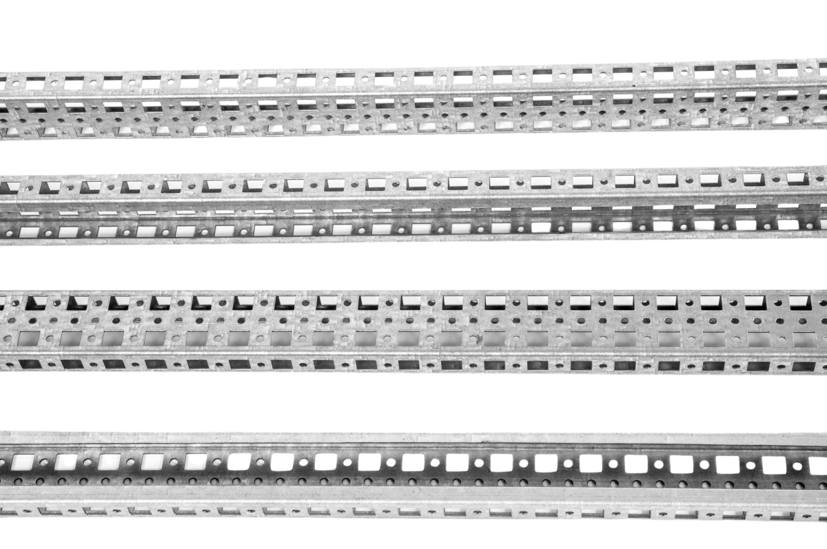 ЦМО EMS-PRM-48.23.400 Профиль монтажный 23х48 для шкафов EMS ширина/глубина 400 мм., EMS-PRM-48.23.400