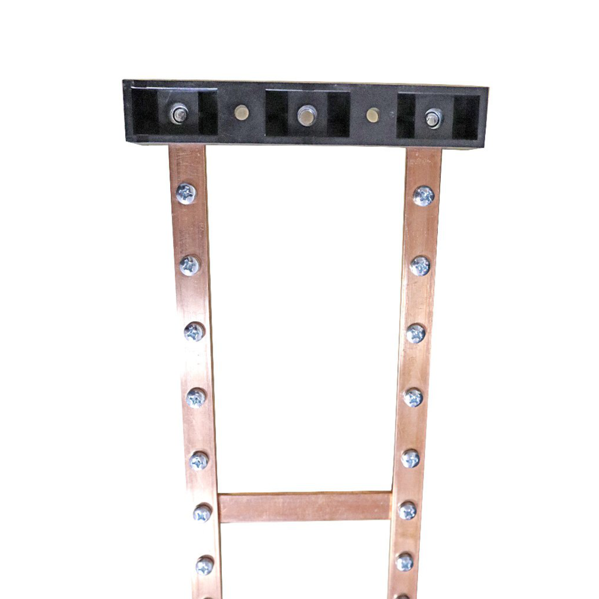 Cabeus CGB-NP-11-275-P Шина PEN земля-ноль на 11+11 присоединений, с перемычкой, медь, 275А, (габариты 3х20х500 мм)