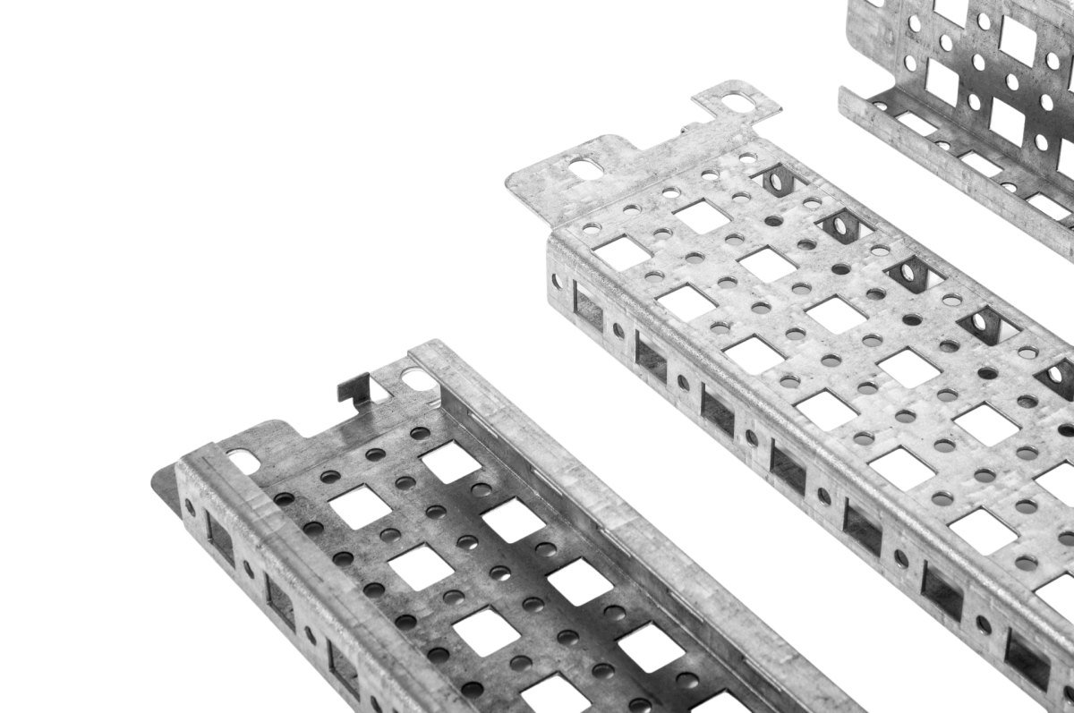 ЦМО EMS-PRM-73.23.800 Профиль монтажный 23х73 для шкафов EMS ширина/глубина 800 мм., EMS-PRM-73.23.800