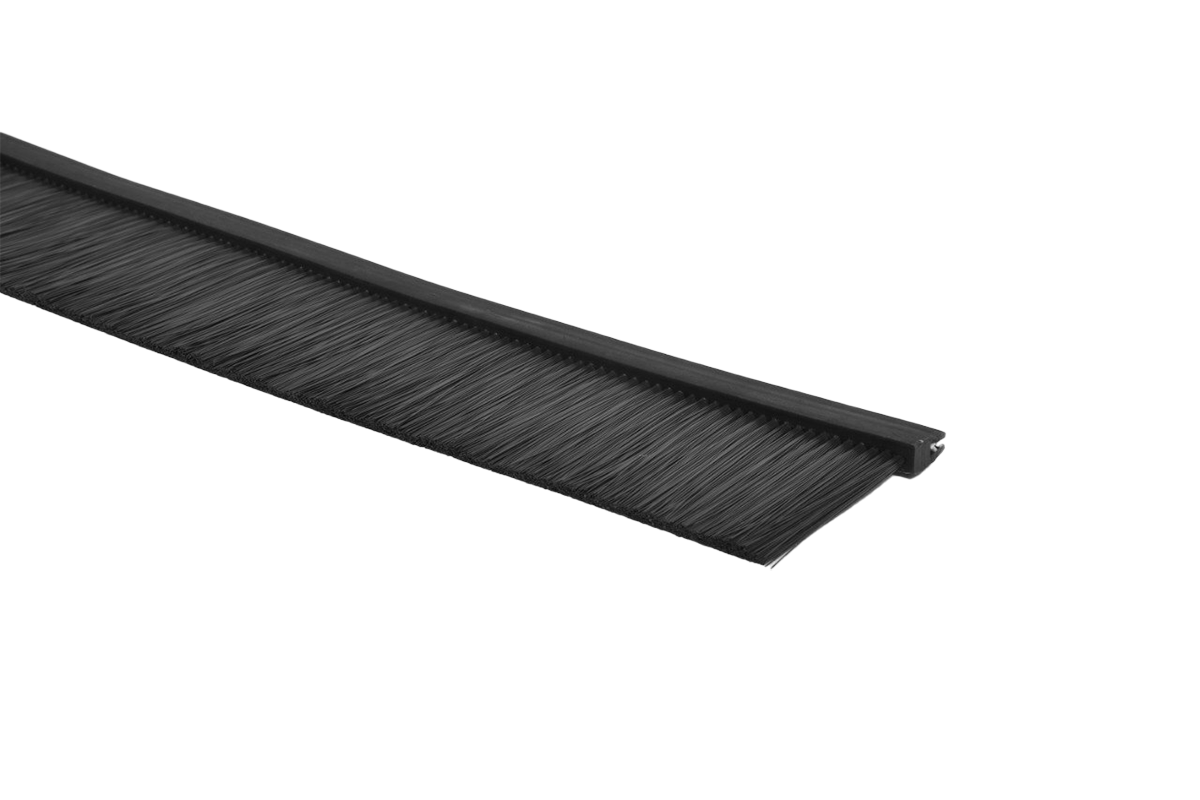 Щеточный ввод для шкафов универсальный, высота ворса 75 мм, длина 1м, КВ-Щ-75.1000-9005