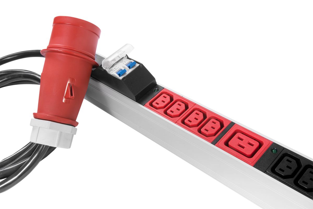 Верт блок розеток Rem-3×32, 3×32A, 6 авт, инд, 24C13, 6C19, 1420мм, шнур 3м IEC309, R-3x32-24C13-6C19-A-I-1420-3-3PN
