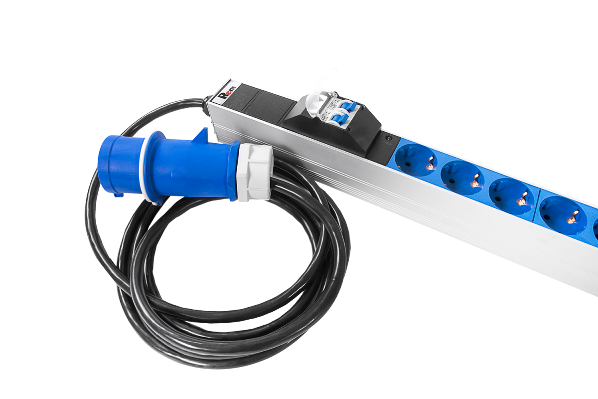 R-32-10S-12C13-4C19-A-I-1420-3-2P Верт блок розеток Rem-32, 1 фаза 32A, 2 авт, инд, 10S, 12 C13, 4 C19, 1420 мм, вх IEC 309, шнур 3 м