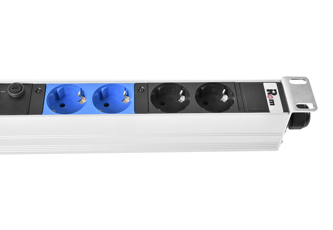 R-2MC3-32-2x2S-440-K Упр. блок розеток с монит. Rem-MC3 2 S, 2 С19, 32A, алюм., 19", колодка