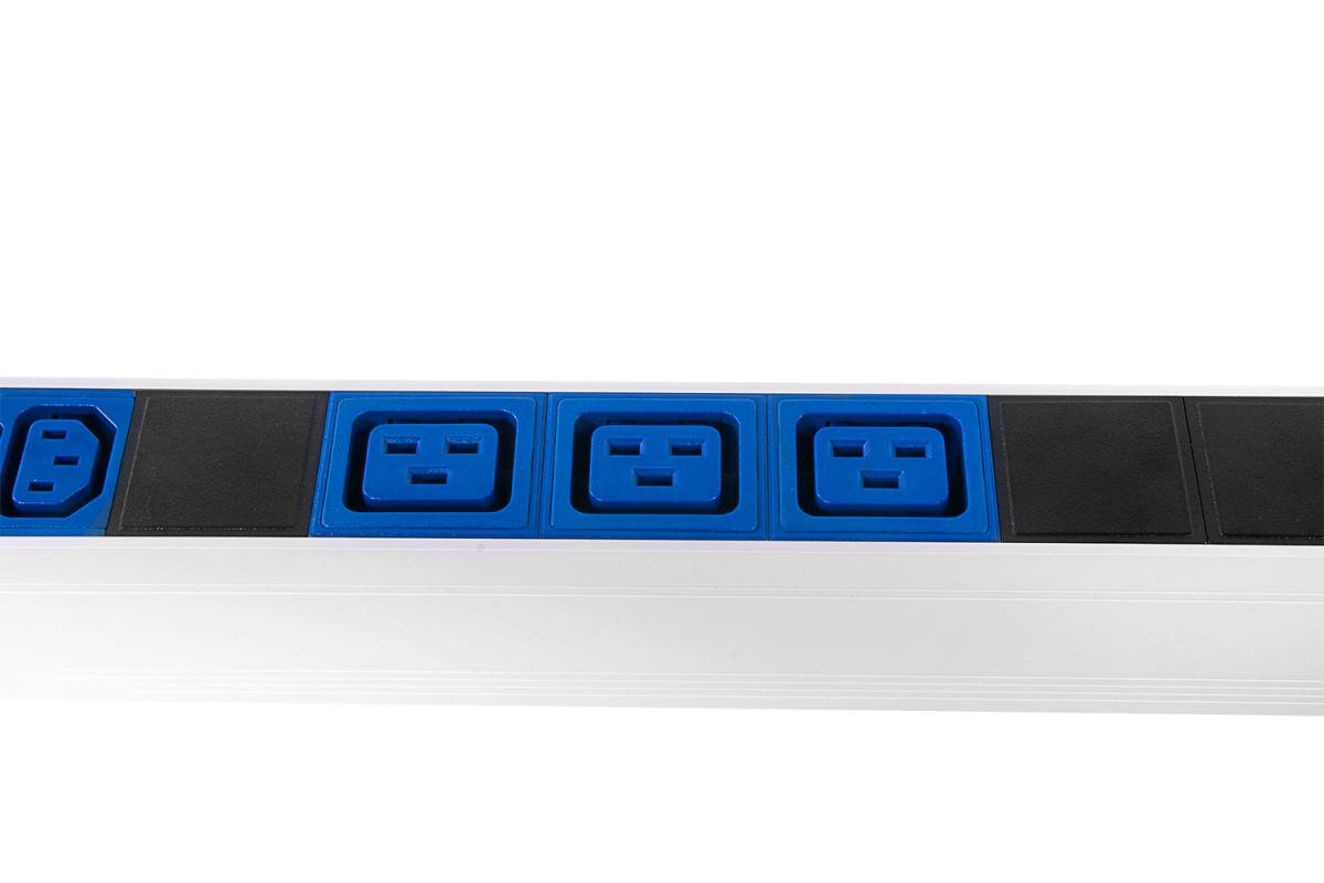 ЦМО R-32-36C13-6C19-A-I-1820-3-2P Вертикальный блок розеток Rem-32, 1 фаза 32A, 2 авт, инд, 36 C13,6 C19, 1820 мм, вх IEC 309, шнур 3 м