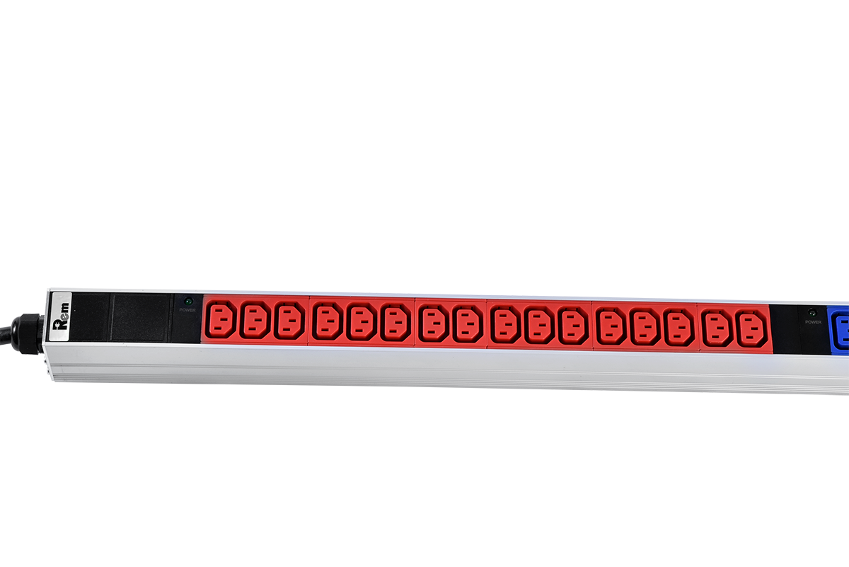 Верт блок розеток Rem-3x16, 3×16A, инд, 48C13, 1420мм, шнур 3м IEC309, R-3x16-48C13-I-1420-3-3PN
