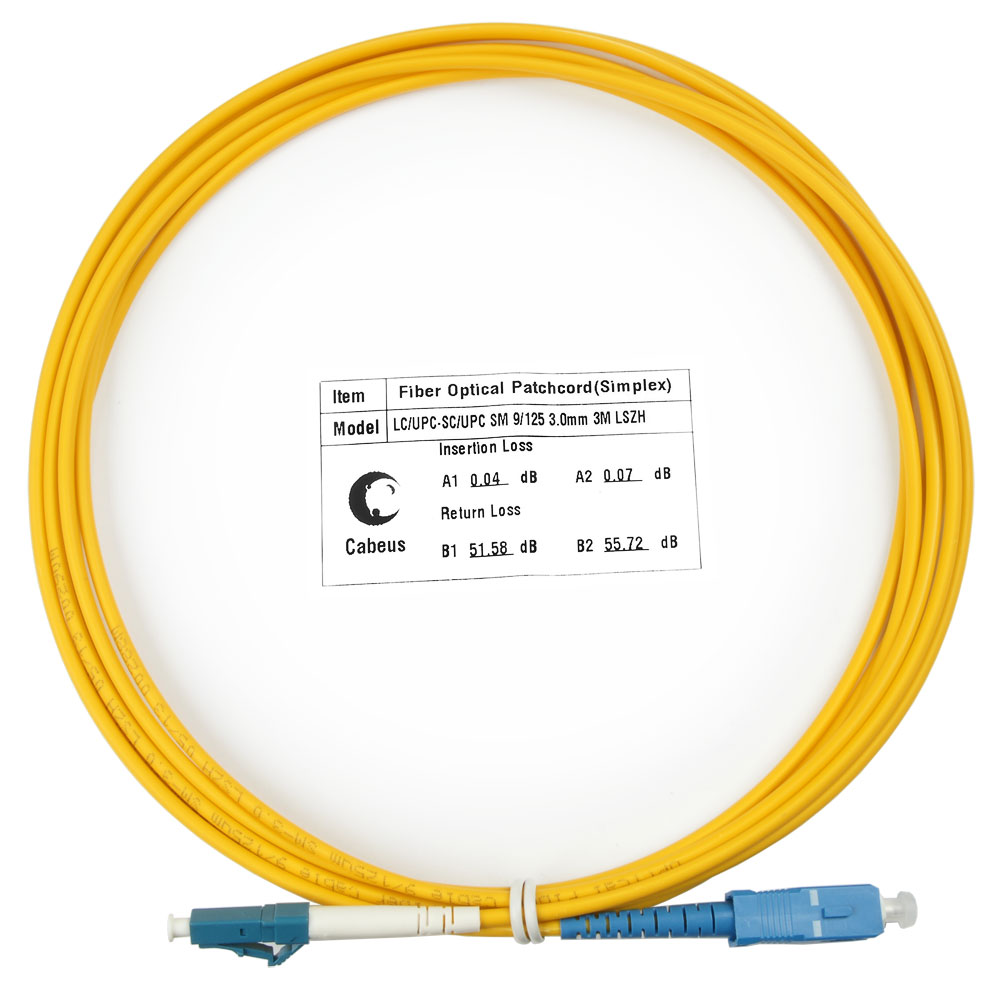 Cabeus FOP(s)-9-LC-SC-3m Шнур оптический simplex LC-SC 9/125 sm 3м LSZH