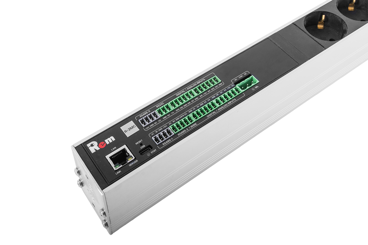 Верт блок розеток Rem-2MC, монит, управл, 1×32А, авт, 8×2S, 1420мм, колодка, R-2MC3-32-8x2S-A-1420-K