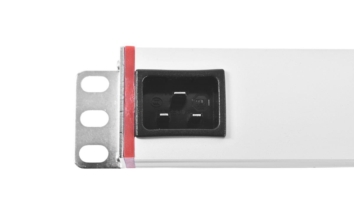 Гор блок розеток Rem-16, 1×16A, выкл, 7S, 19", вход C20, R-16-7S-V-440-Z