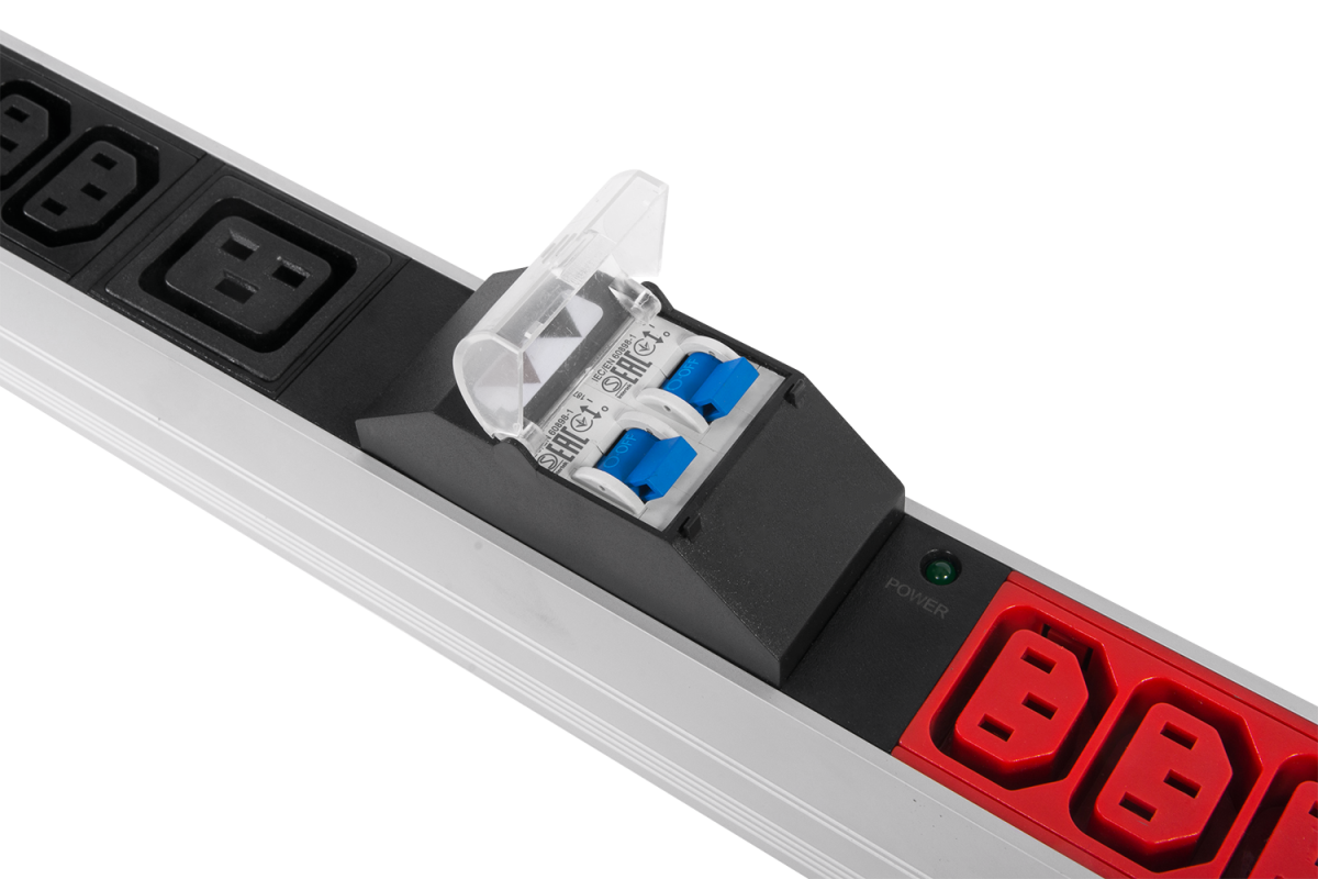 Верт блок розеток Rem-3×32, 3×32A, 6 авт, инд, 36C13, 6C19, 1820мм, шнур 3м IEC309, R-3x32-36C13-6C19-A-I-1820-3-3PN