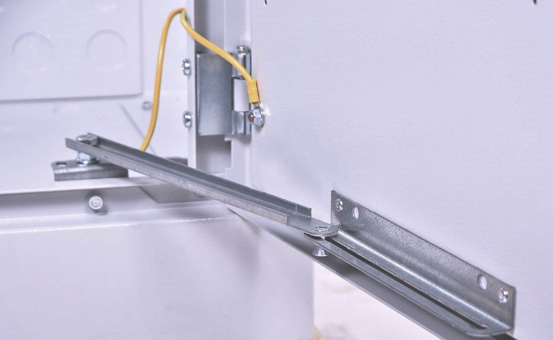 ЦМО EMW-DS Ограничитель двери для шкафов EMW
