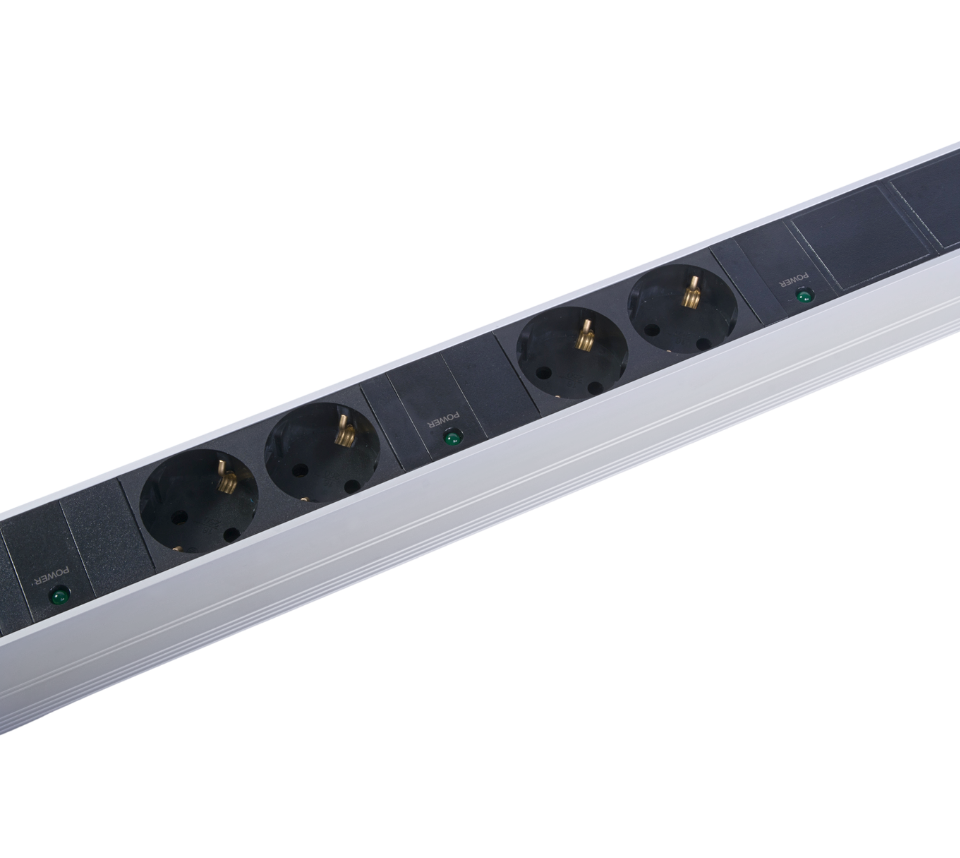 Верт блок розеток Rem-2MC, монит, управл, 1×32А, авт, 4×2S, 4×3C13, 2×2C19, 1820мм, колодка, R-2MC3-32-4x2S-4x3C13-2x2C19-A-1820-K