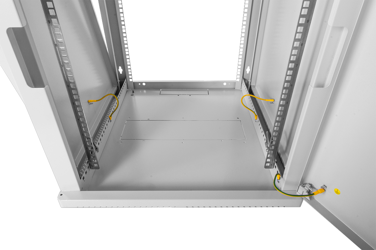 ЦМО ШРН-15.650.1 Шкаф телекоммуникационный настенный 15U (600х650) дверь металл, ШРН-15.650.1