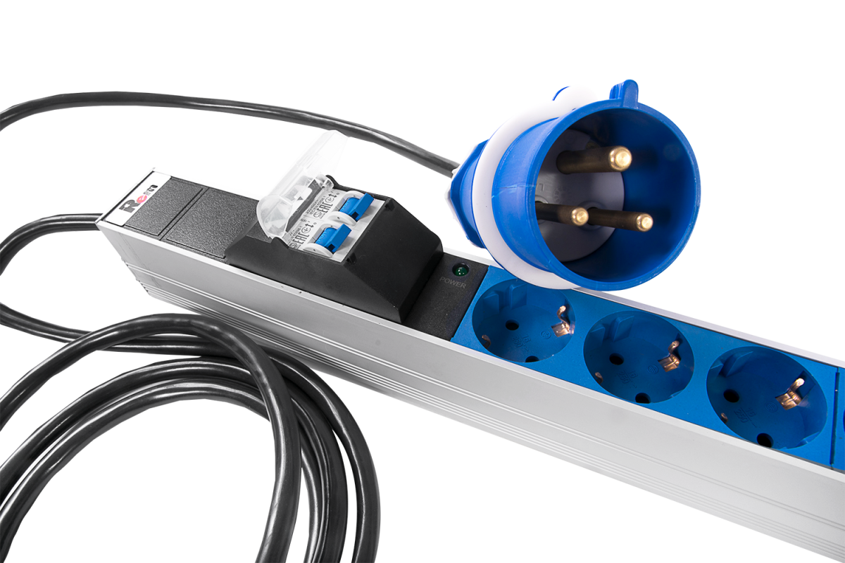 Верт блок розеток Rem-2MC, монит, измер, управл, 1×32A, авт, 24S, 1820мм, шнур 3м IEC309, R-2MC3-32-24xS-A-MCL-1820-3-2P