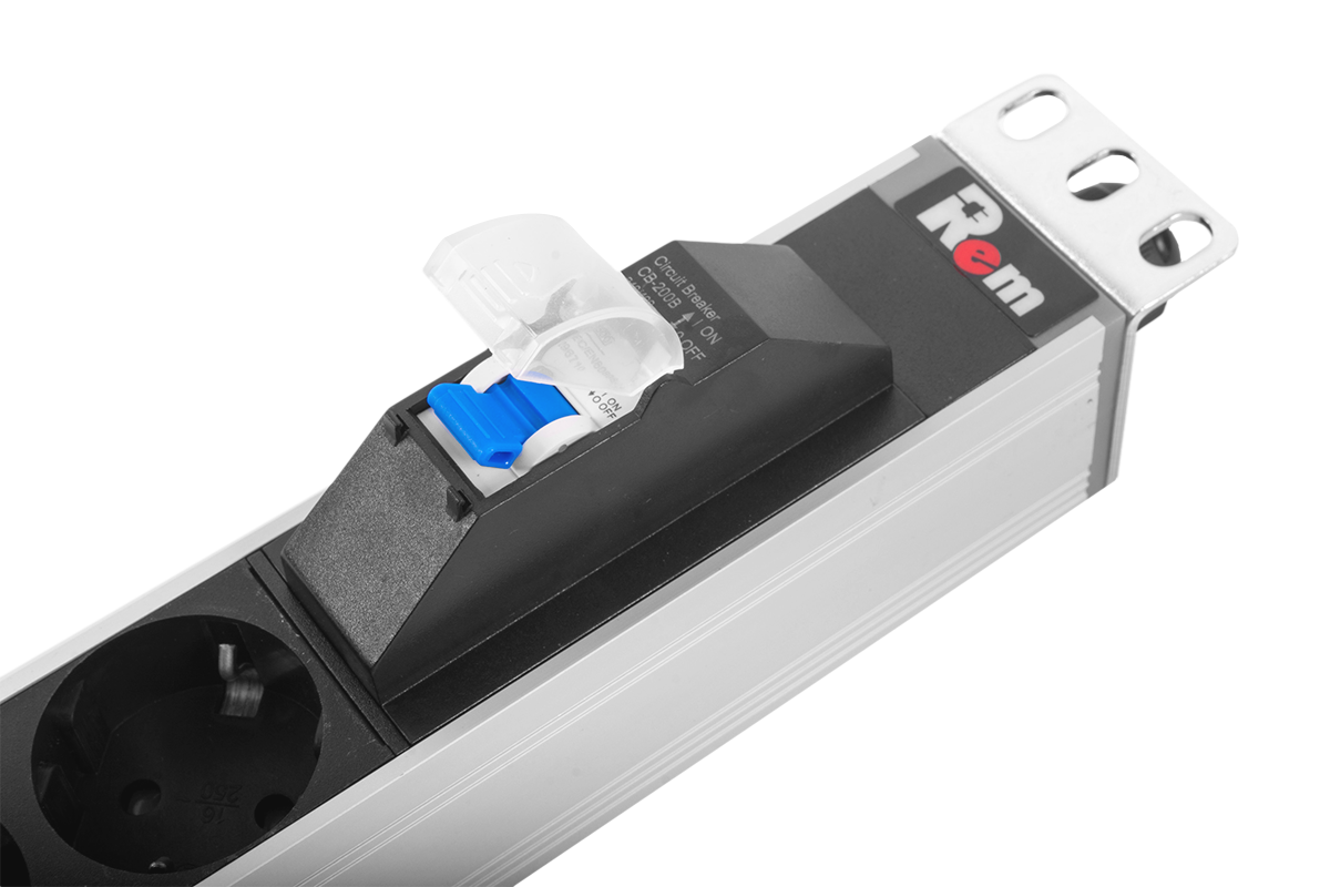 Блок силовых розеток Rem Rem-16, Shuko х 7, вход колодка, 45х484х45 мм (ВхШхГ), 16А, автомат, без шнура