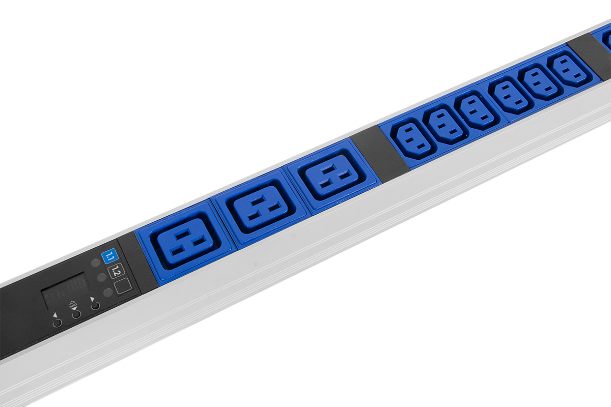 Верт блок розеток Rem-2MC, монит, измер, 1×32А, авт, 36C13, 6C19, 1820мм, шнур 3м IEC309, R-2MC3-32-36C13-6C19-A-MI-1820-3-2P