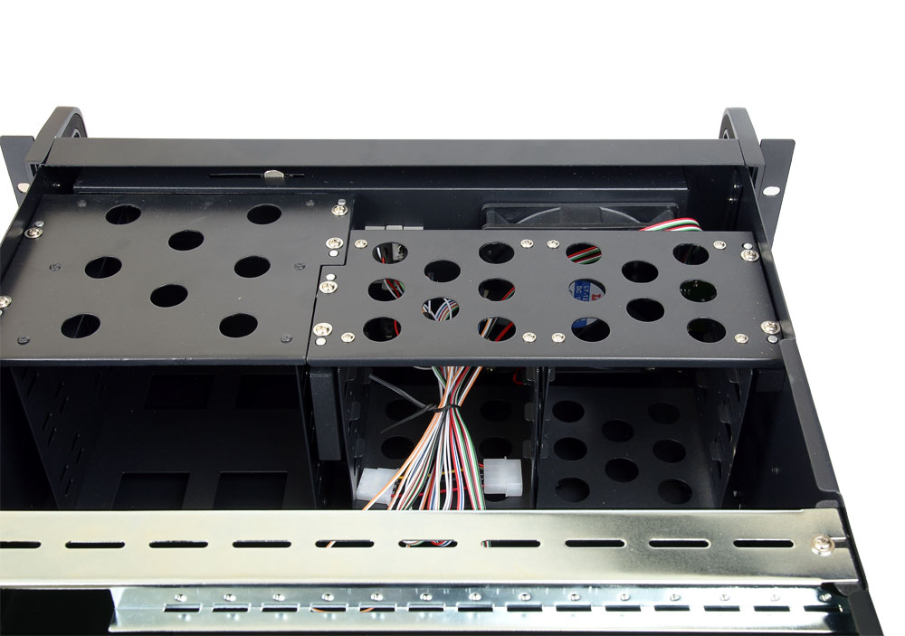 Cabeus CL-407 L Корпус серверный 19" 4U