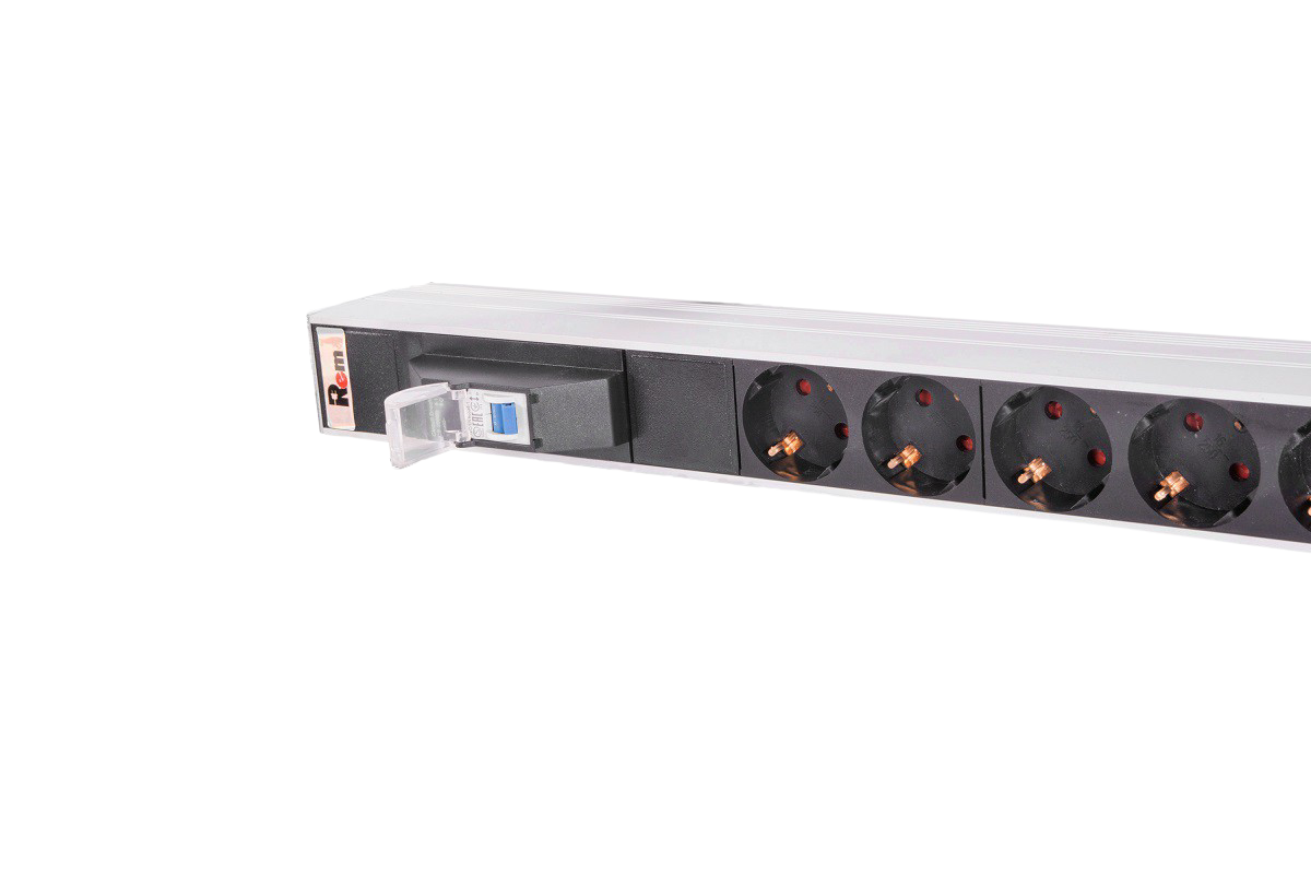 ЦМО R-16-15S-10C19-A-1820-K Вертикальный блок розеток Rem-16 с авт. 16A, 15 Schuko, 10 IEC 60320 C19, 16A, алюм., 42-48U, колодка R-16-15S-10C19-A-1820-K