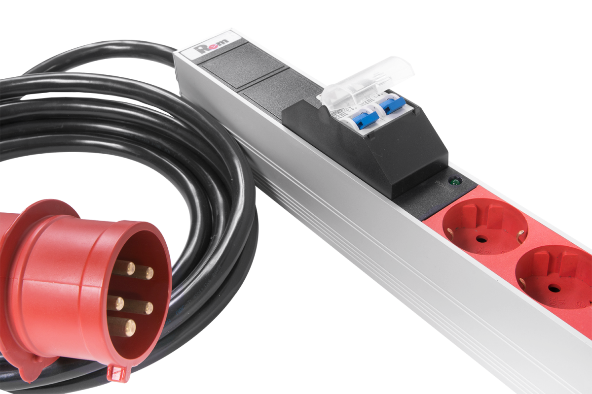 Верт блок розеток Rem-3×32, 3×32A, 6 авт, инд, 24S, 1820мм, шнур 3м IEC309, R-3x32-24S-A-I-1820-3-3PN