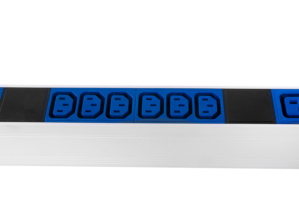 ЦМО R-32-36C13-6C19-A-I-1820-3-2P Вертикальный блок розеток Rem-32, 1 фаза 32A, 2 авт, инд, 36 C13,6 C19, 1820 мм, вх IEC 309, шнур 3 м