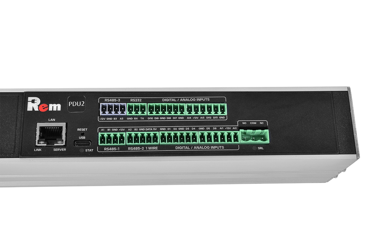 Верт блок розеток Rem-2MC, монит, измер, управл, 1×32A, авт, 24S, 1820мм, шнур 3м IEC309, R-2MC3-32-24xS-A-MCL-1820-3-2P