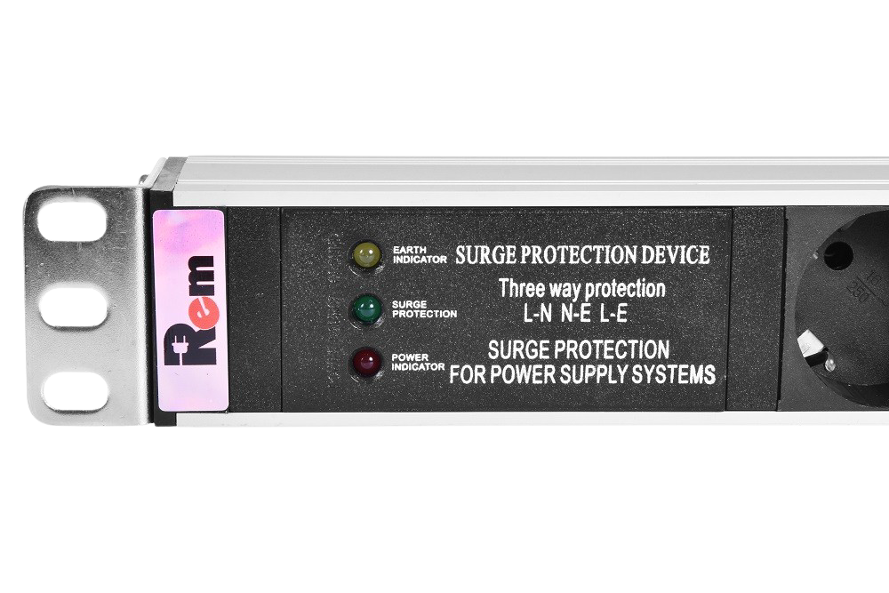 ЦМО R-16-20S-FI-1420-3 Вертикальный блок розеток Rem-16 с фил. и инд., 20 Schuko, 16A, алюм., 33-48U, шнур 3 м. R-16-20S-FI-1420-3