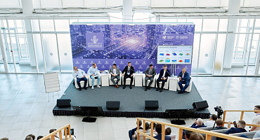 Микроэлектроника-2026: где будет решаться, из чего Россия соберёт свои серверы и сети