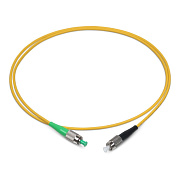 Cabeus FOP(s)-9-FC/APC-FC/UPC-1,5m Шнур оптический simplex FC/APC-FC/UPC 9/125 sm 1,5м LSZH